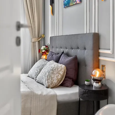 Apartment Elegance Life 3bedrm Joseph Boulevard *